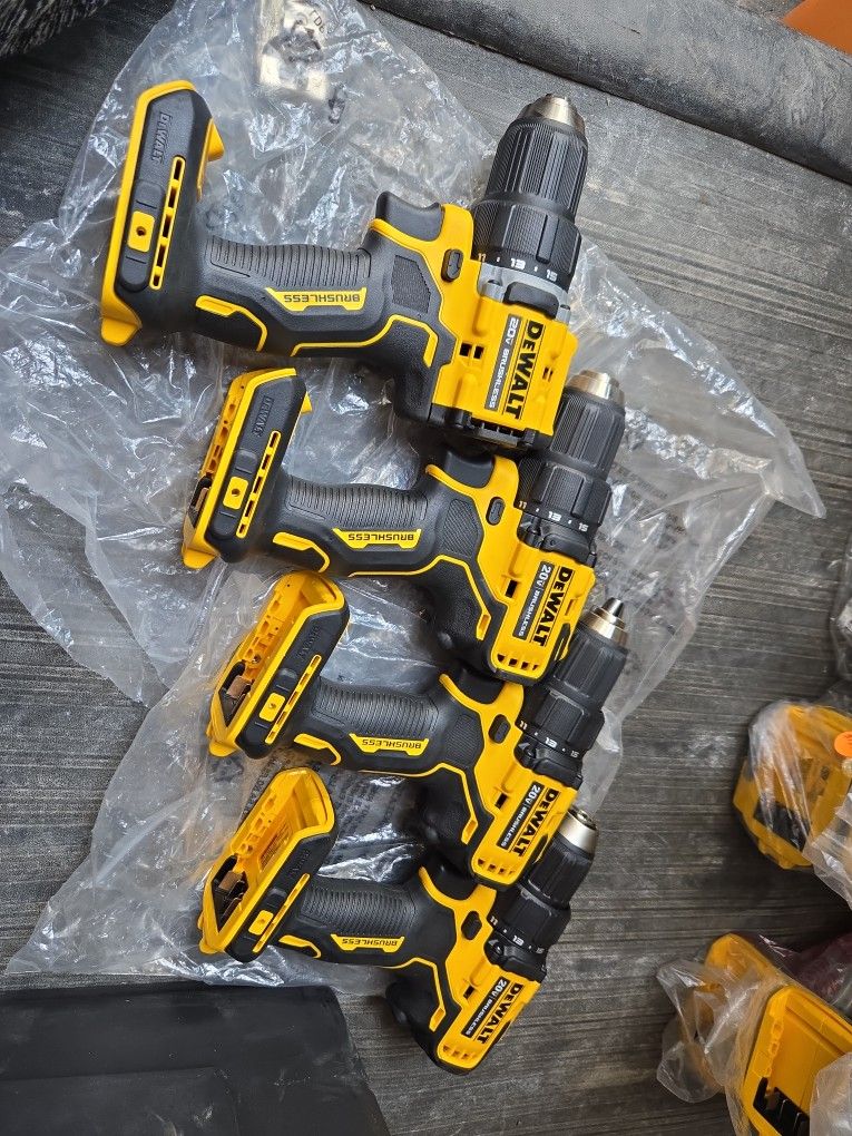 4 DEWALT 20VMAX BRUSHLESS ATOMIC 1/2"(13MM) CORDLESS DRILL DRIVER NEW (TOOL ONLY) $100 EACH