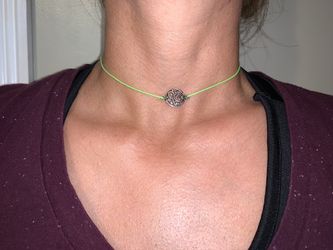 Choker necklace