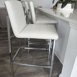 City Furniture Bar Stools x3