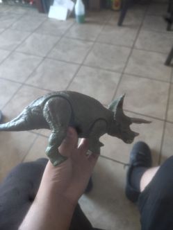 Jurassic world triceratops toy