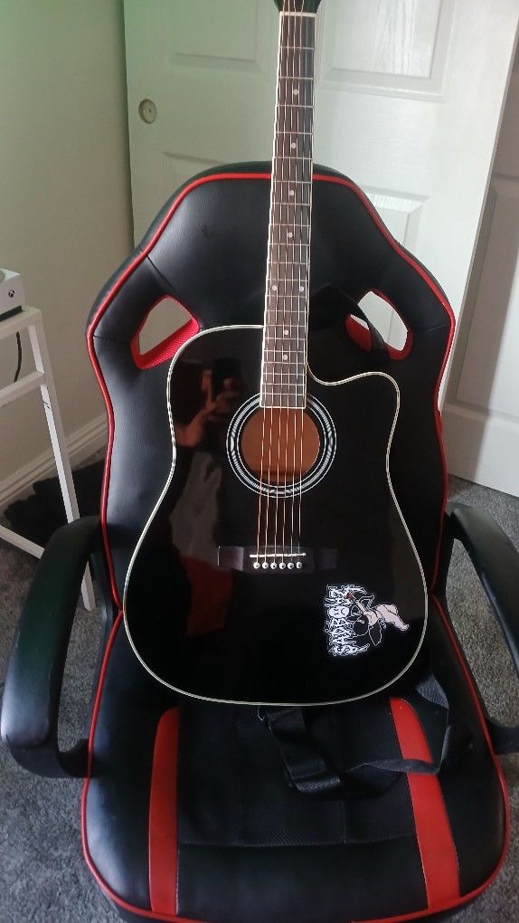 Black Acustic Guitar 6 String