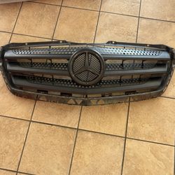 2012-2018 Mercedes Sprinter Van Front Bumper