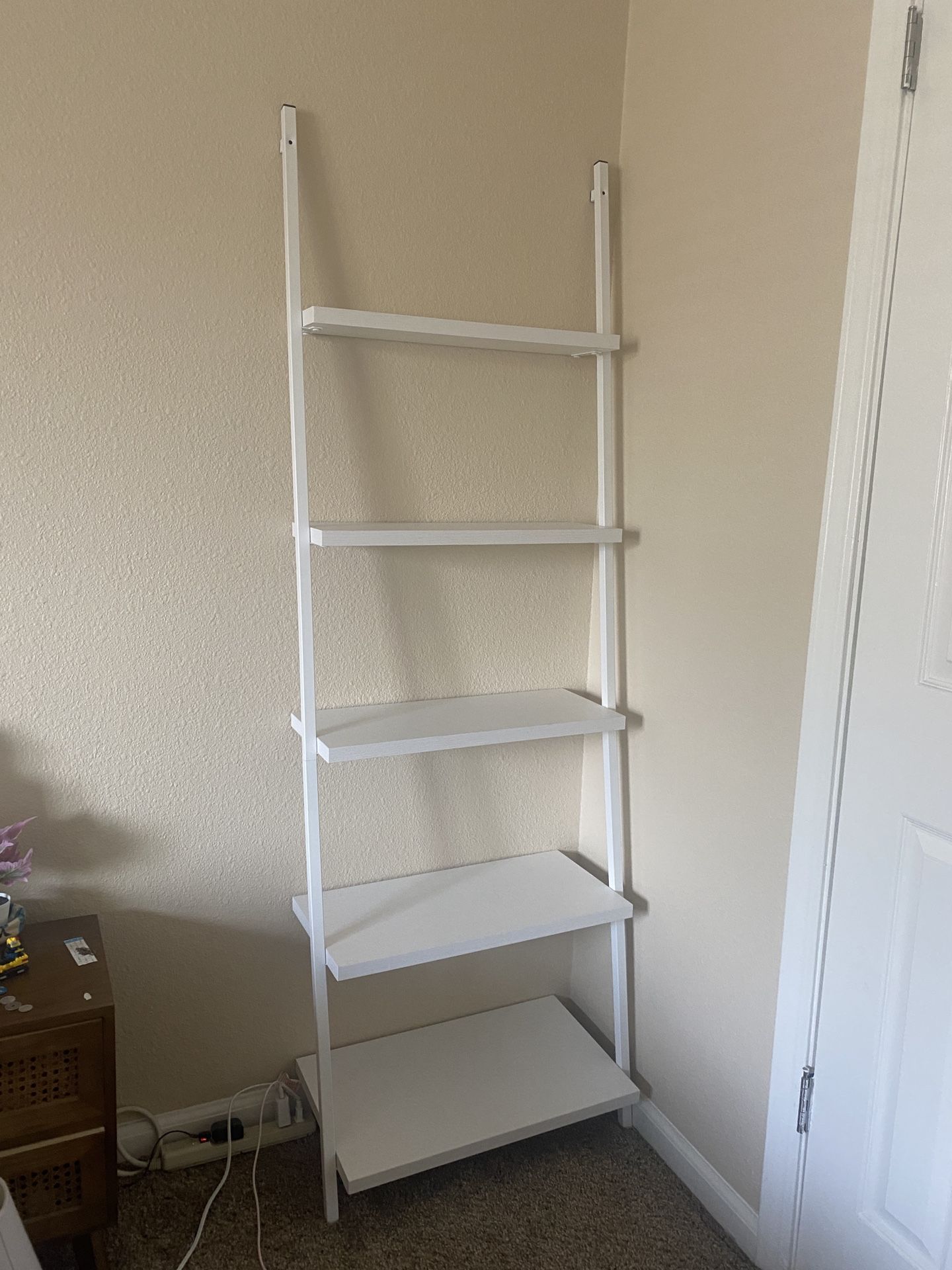 White Leaning Bookshelf / Shelf in Great Condition