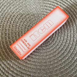 Item Air Hug Concealer In Shade 320