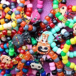 Fortnite Bracelets, Kandi, Single, Video Games, Birthday, Favors