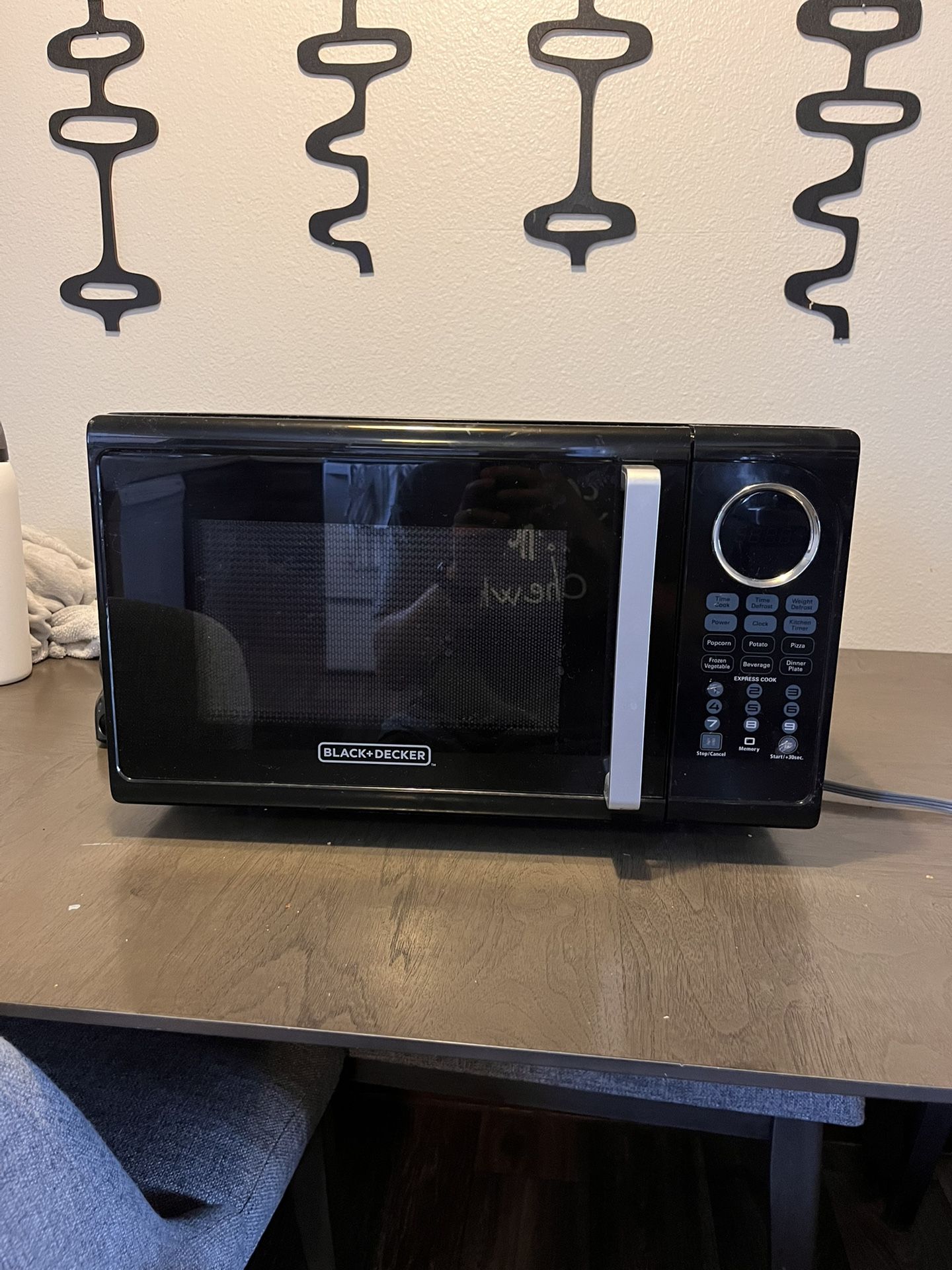 Black + Decker Microwave