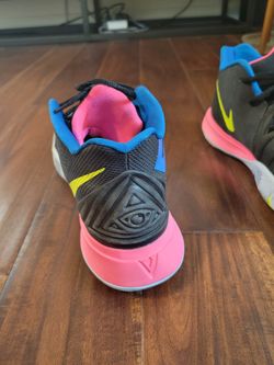 Kyrie on sale 5s multicolor