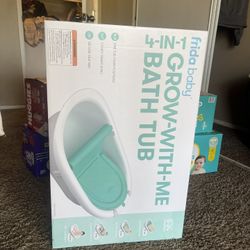 Grow -With-Me Bath Tub