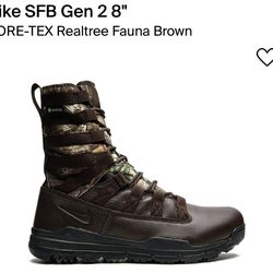 Nike Raintree Camo Boots Size 8