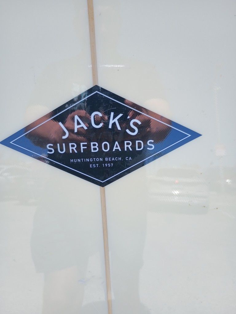 Jacks Surfboard HB.
