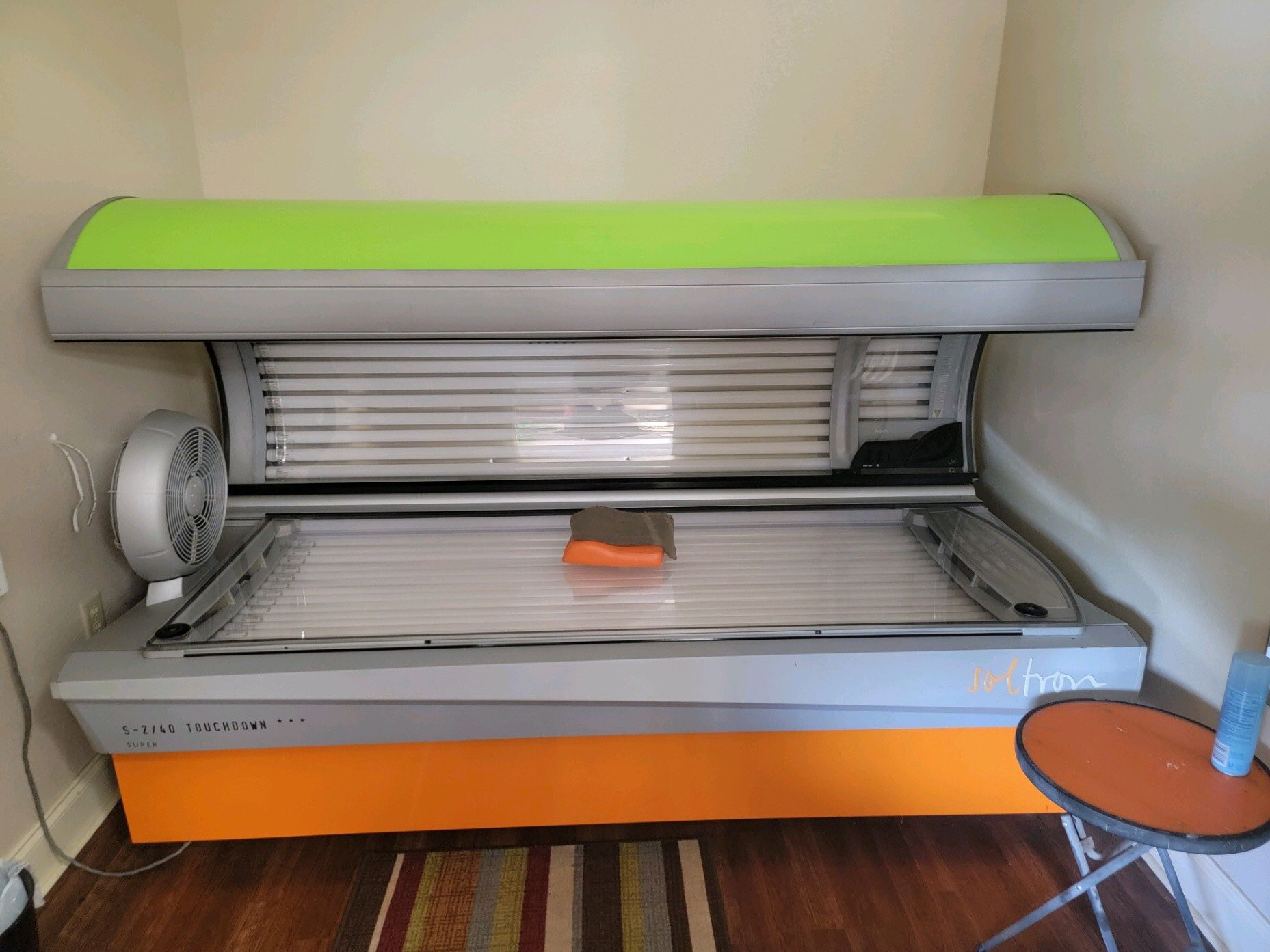 Soltron Touchdown Tanning Bed
