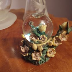 Hummingbird Bird Globe 