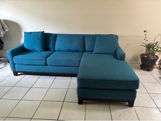 Teal Blue Sectional Sofa with Right-Facing Chaise