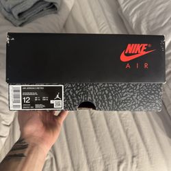 Jordan Retro 3 Fire Red Size 12