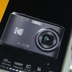 Digital Camera 