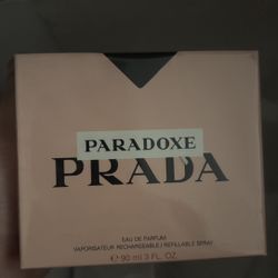 Paradoxe Prada