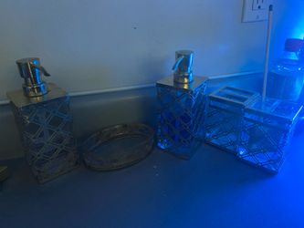 Gold kitchen set