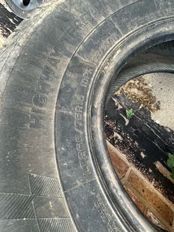 26575R16 used tire