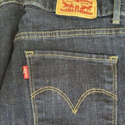 LEVI CLASSIC BERMUDA SHORTS