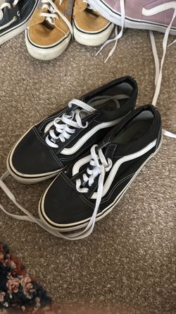 black low top vans