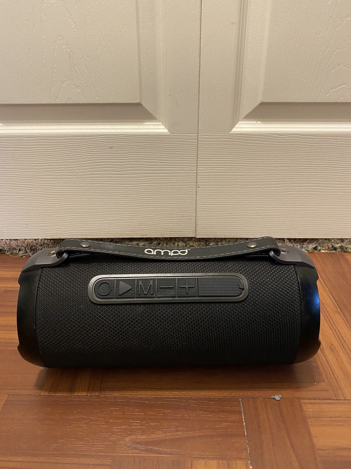 Black Ampd Bluetooth Speaker 