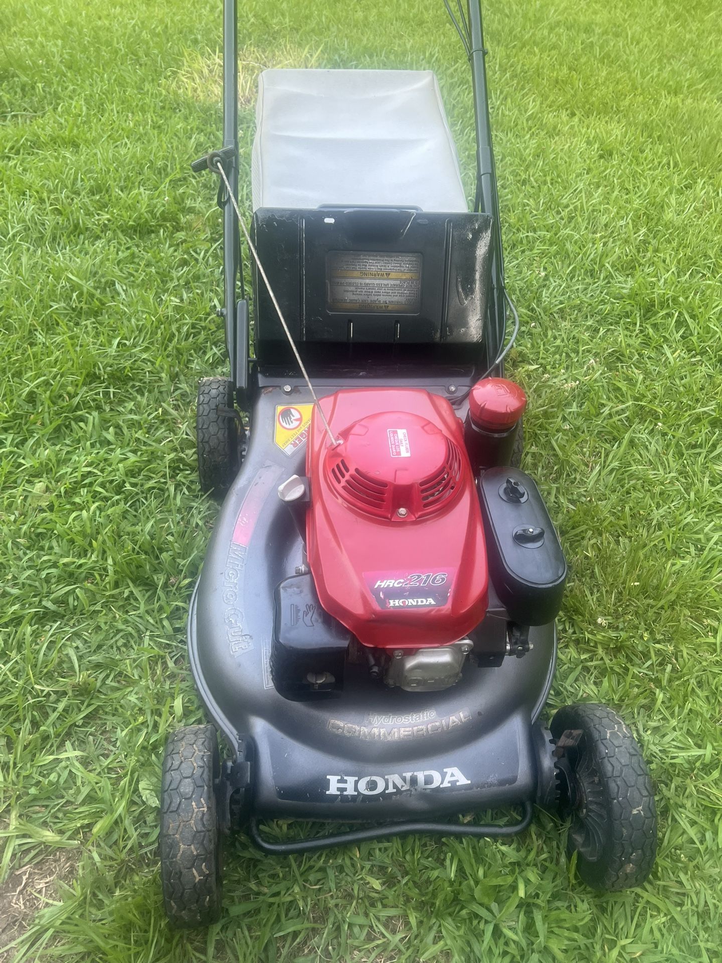 Honda self propelled commercial Lawnmower