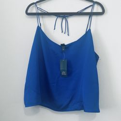 Women’s Tops