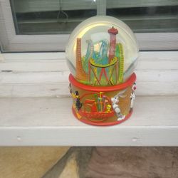 Snow Globe