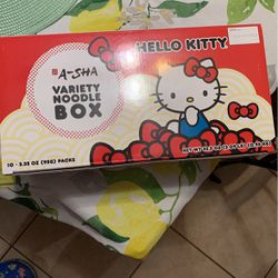 Hello Kitty Variety Noodle Box 