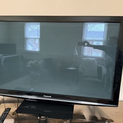 Panasonic TC-P58S1 58" VIERA 1080p Plasma HDTV