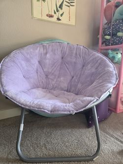 2 plush circle chairs
