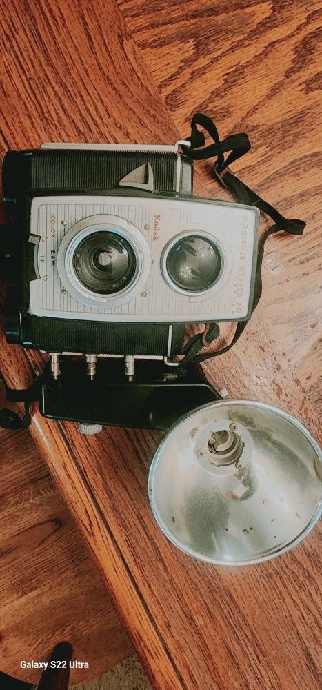 1950's Kodak Brownie Reflex 20 - Vintage 620 Camera