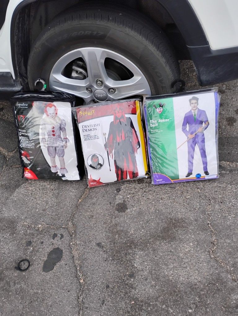 NEW Halloween Costumes (Adults )