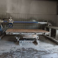Bridge Saw