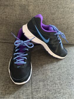 Size 6 - Nike Revolution 2 Black Hyper Grape W