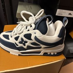 LV SKATE size 44 & 42
