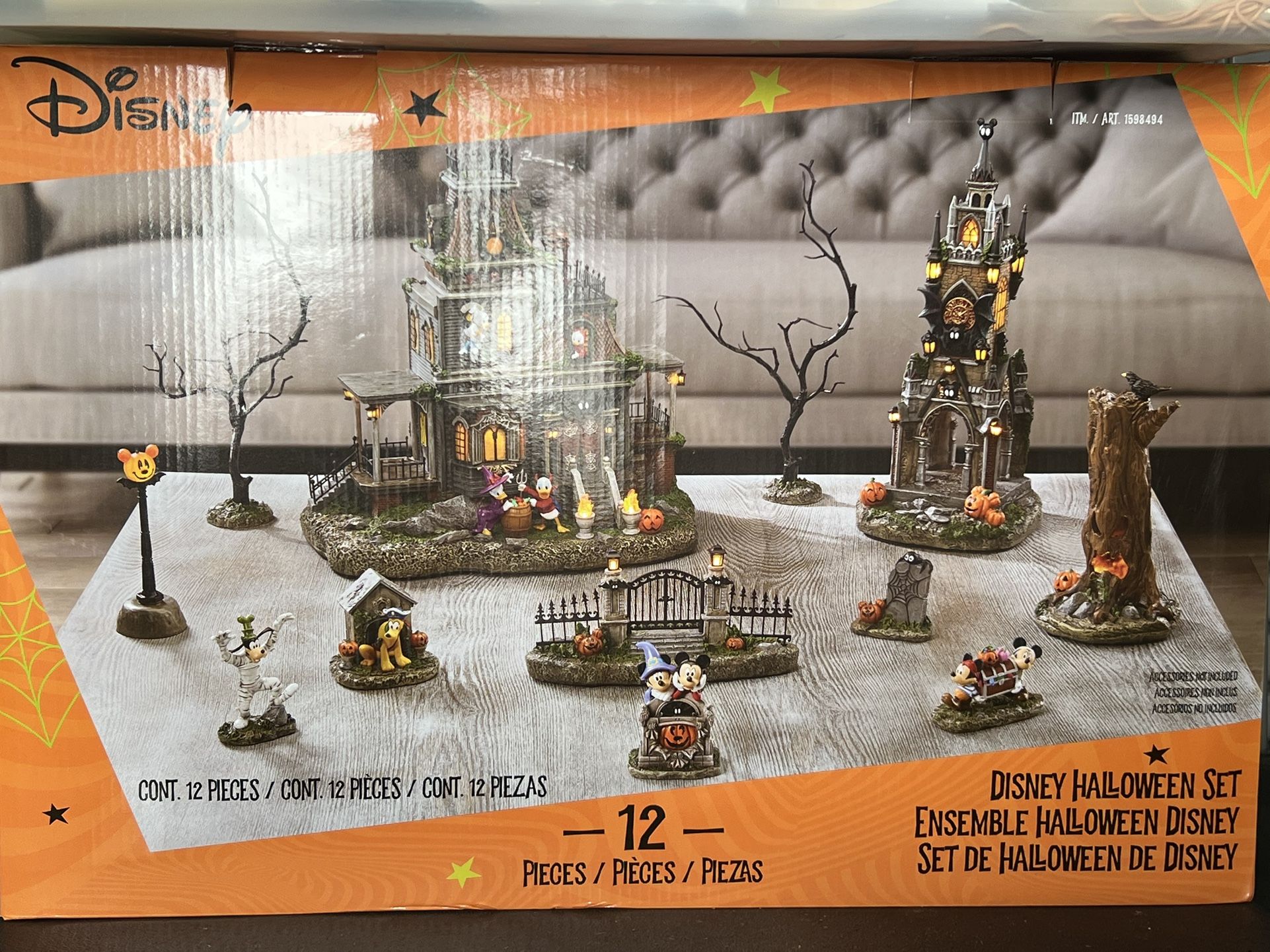 Disney Halloween Village Set