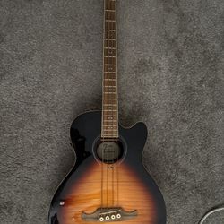 Fender Acoustic Bass/ Bajoloche 