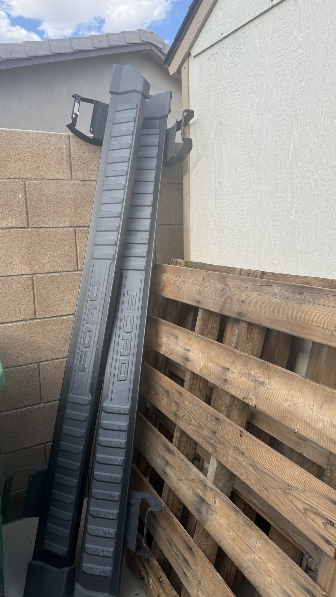 FORD F-150 RUNNING BOARDS