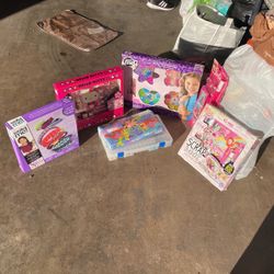 Arts And Craft, Bracelets . Barbie Swim Gear