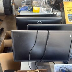 Dell And Hp Monitors 23”