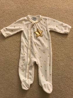 Baby clothes 0-3 months