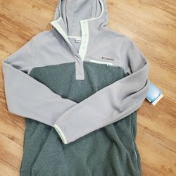 NWT Columbia Hooded Sweatshirt