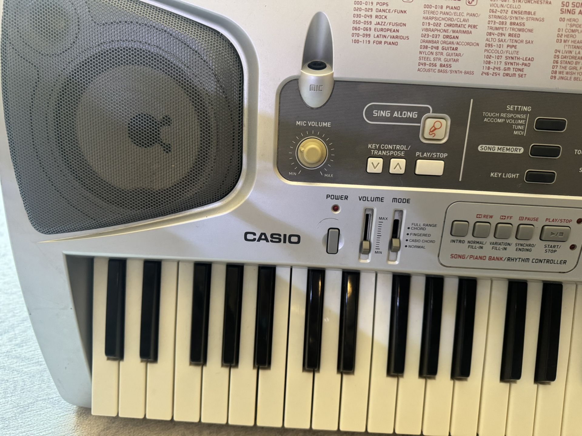 Casio Keyboard W/ Light Up Keys