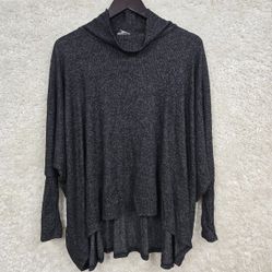 Amadi Gray Poncho Top Small Cowl Neck Oversized Dolman Sleeve Soft Cozy Boho
