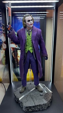 Hot Toys DX32 The Joker The Dark Knight 1/6 Figure