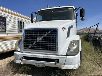 2011 volvo super 10