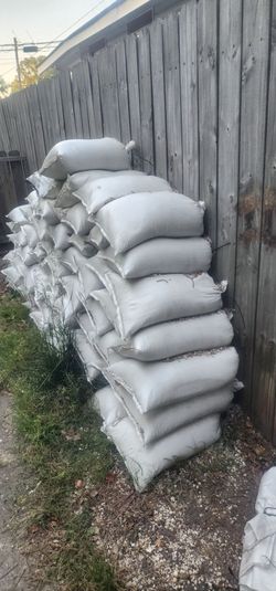 .75 Cubic Foot All Purpose Sand (60 - 70 lbs) per bag