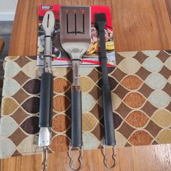 New WEBER 3-PIECE STAINLESS STEEL GRILL TOOLS 
