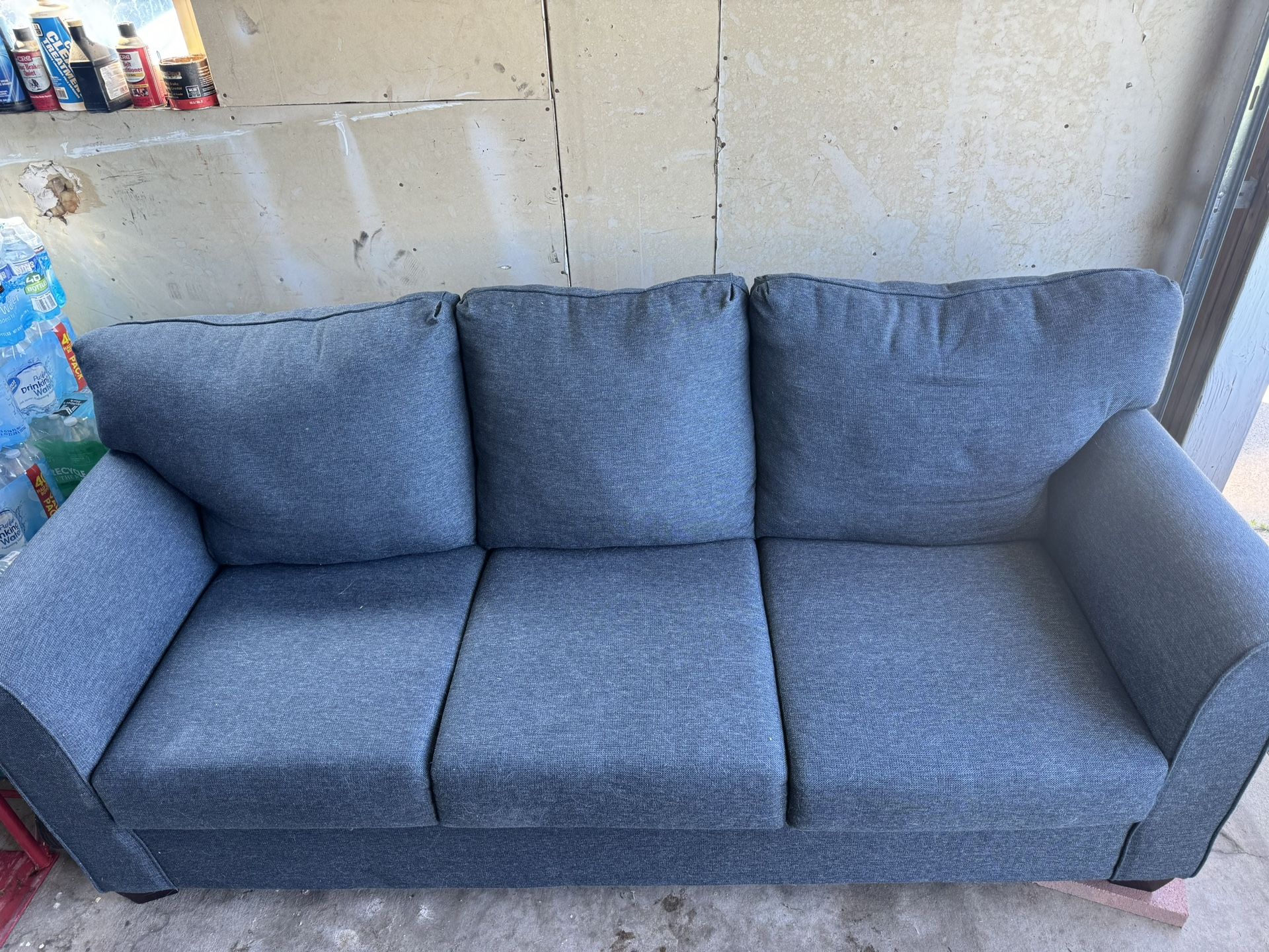 Brand New Sofá Set